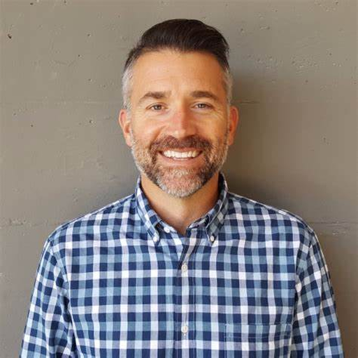 Headshot of Mitch Weathers